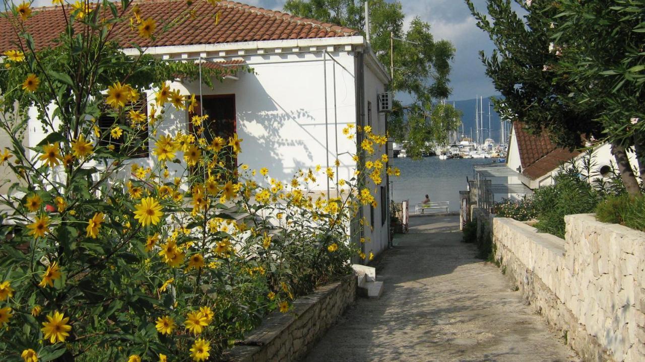 Apartments Lumbardina Lumbarda Oda fotoğraf